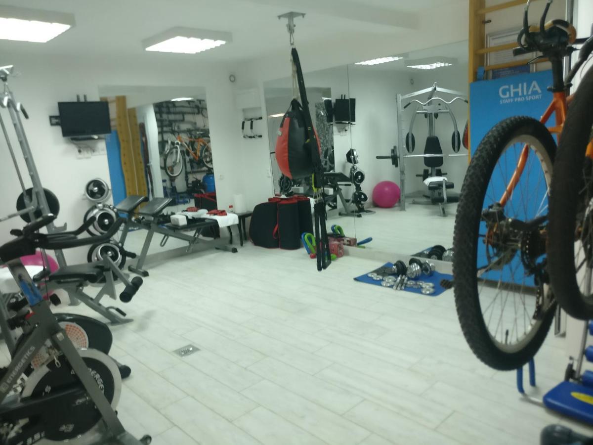 Apartments Villa A - Heating Pool Трогир Екстериор снимка
