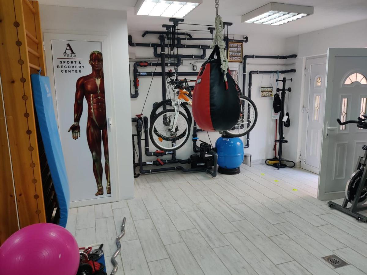 Apartments Villa A - Heating Pool Трогир Екстериор снимка