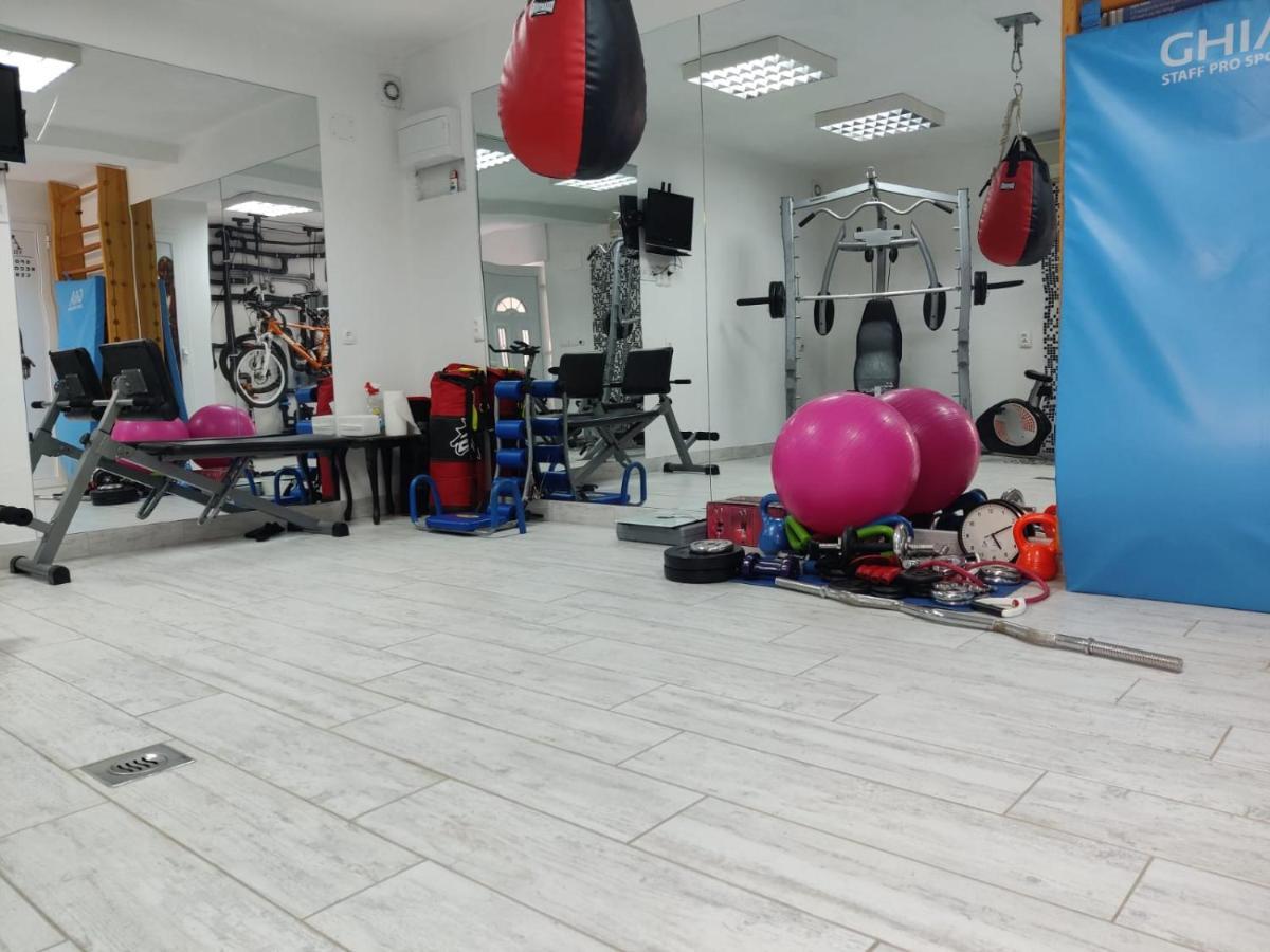 Apartments Villa A - Heating Pool Трогир Екстериор снимка