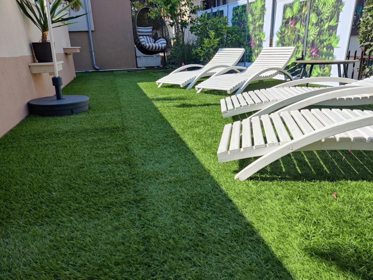 Apartments Villa A - Heating Pool Трогир Екстериор снимка