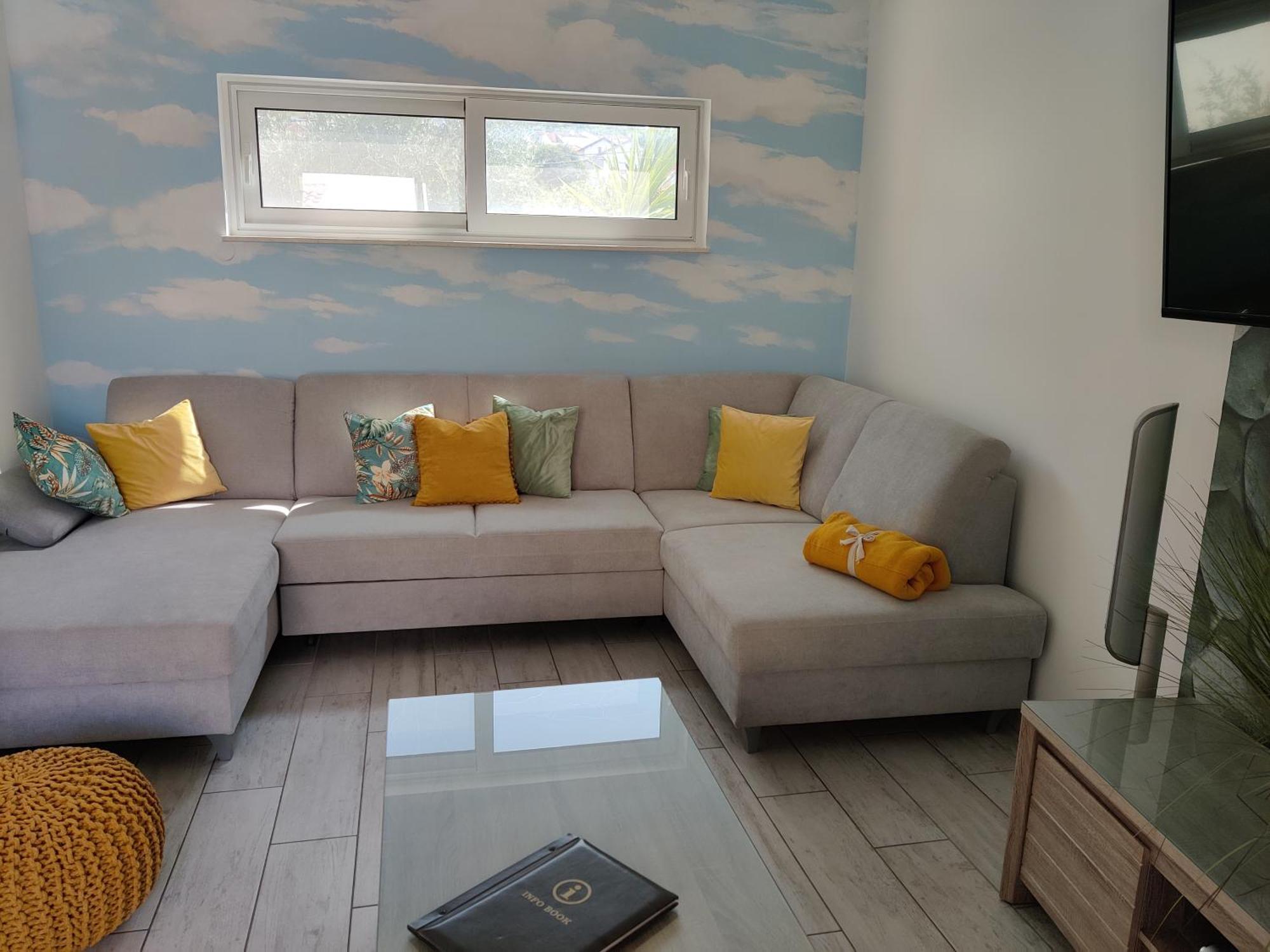 Apartments Villa A - Heating Pool Трогир Екстериор снимка